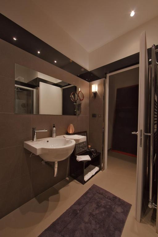 Zenthe Small Luxury B&B Μπρίντιζι Δωμάτιο φωτογραφία